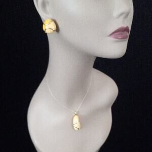 Vintage Monet Cream & Gold-Tone Clip-On Earrings & Matching Pendant Set